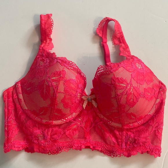 Victoria's Secret Other - FINAL PRICE NO OFFERS 
Victoria’s Secret Body By Victoria Vibrant Demi Bra